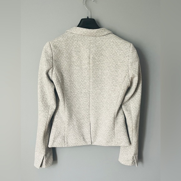 Light gray short style blazer - Picture 3 of 4